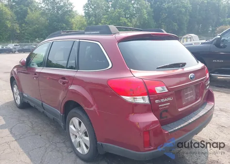 2011 Subaru Outback 2.5I Premium z USA, uszkodzony, nr VIN 4S4BRBCC9B3391145